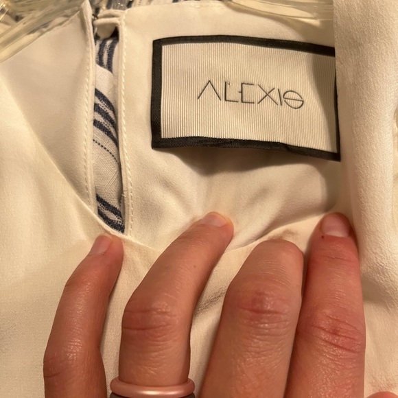 Alexis Butterfly Sleeve Silk Blouse - Picture 3 of 10